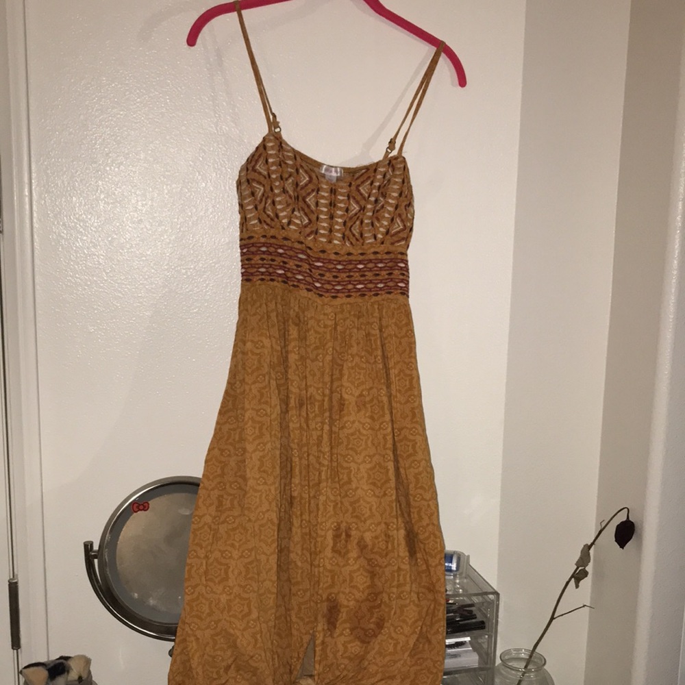 Maxi dress yellow💛🤍💛 - Picture 2 of 2
